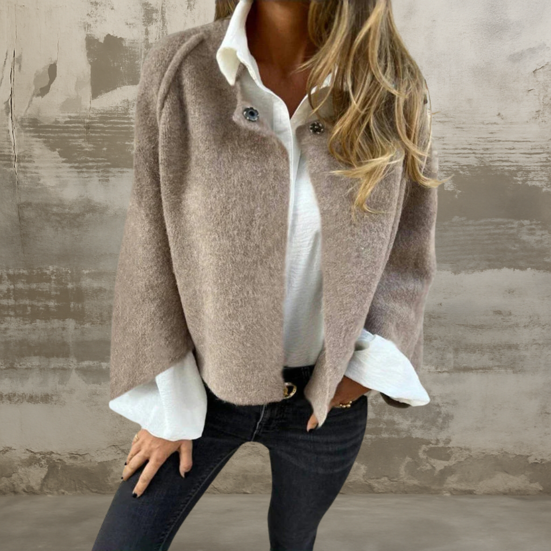 Linde™ | Ilse Kort Jakke med Elegante Ærmer